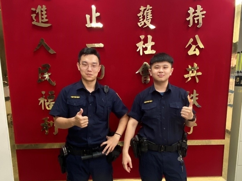 迷途老婦忘記回家路 暖心員警護送返家