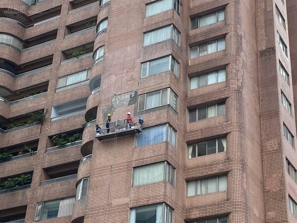 北市府補助民眾修繕建物外牆費用,每案補助上限為10萬元。示意圖/好房網News記者嚴鈺雯攝