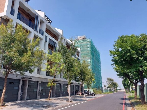 台南因為南科的發展、科技業進駐,帶來大量的就業人口,也帶動區域的居住及購屋需求,南科周邊區域有翻天覆地的變化。圖/好房網林和謙/攝